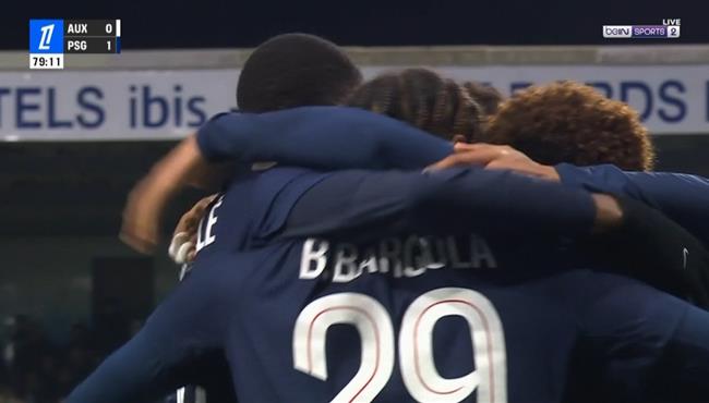 هدف فوز باريس سان جيرمان علي اوكسير 1 0 الدوري الفرنسي