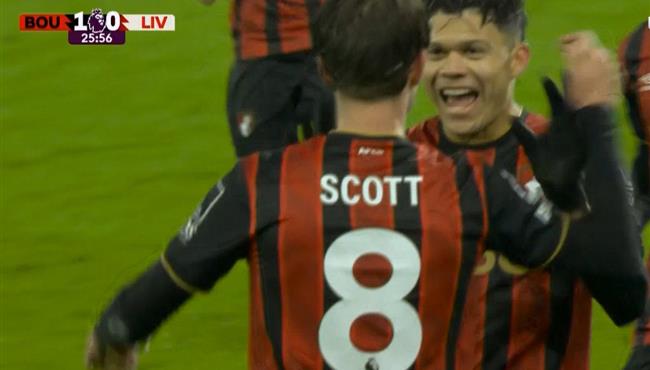 هدف بورنموث الاول في مرمي ليفربول بالدوري الانجليزي