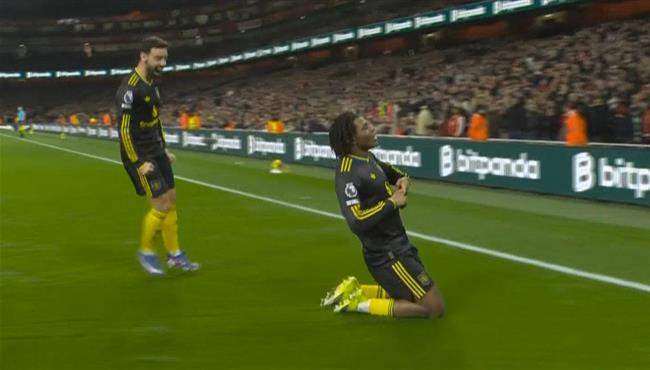 هدف مانشستر يونايتد الثاني الرائع في مرمي ارسنال بالدوري الانجليزي