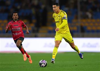 فيديو رونالدو يسجل ويقود النصر للفوز على الخلود واحتلال وصافة الدوري السعودي