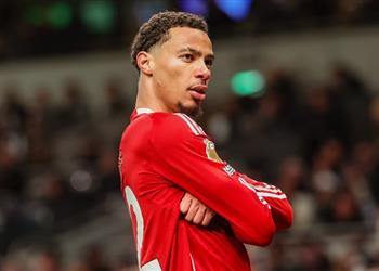 سلوت يعلن سبب غياب إيكتيكي عن مباراة ليفربول وفولهام في الدوري الإنجليزي