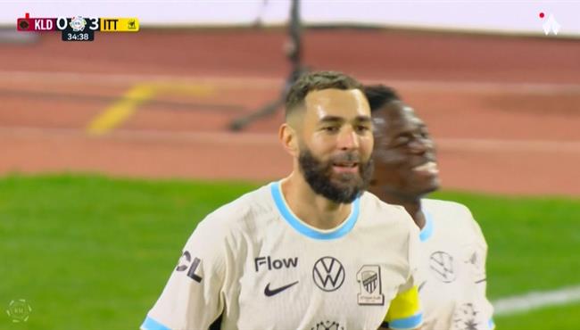 هدف كريم بنزيما الثالث في مرمي الخلود بالدوري السعودي