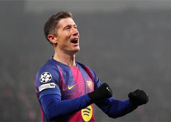 ليفاندوفسكي يحدد موعد حسم مستقبله و5 وجهات محتملة في الصيف