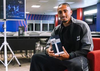 رافينها يتحدث عن نيمار القائد وشيء نادر فعله بيلسا مع ليدز