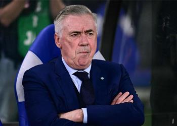 كارلو أنشيلوتي يحسم موقفه بين عقد جديد مع البرازيل وتدريب مانشستر يونايتد