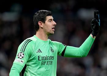 كورتوا يكشف عن أفضل تصدي في مسيرته ويوضح كيفية تجنبه للإصابات