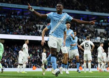 فيديو جويهي يسجل هدف مانشستر سيتي الثاني أمام سالفورد