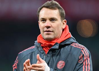 تقارير توضح مدة غياب نوير عن بايرن ميونخ