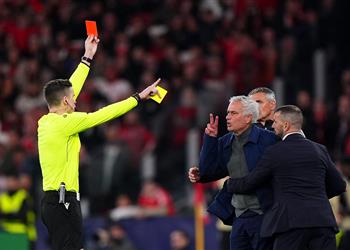 مورينيو يهاجم حكم مباراة ريال مدريد وبنفيكا بتصريح ناري ويوضح ما قاله لـ فينيسيوس