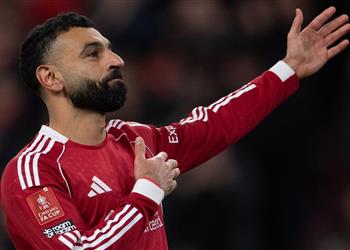 لاعب ليفربول يشيد بمحمد صلاح الأفضل في تاريخ الدوري الإنجليزي مع هذا الثنائي