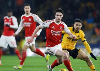 فيديو آرسنال يرسل هدية لـ مانشستر سيتي بتعادل قاتل مع ولفرهامبتون بالدوري الإنجليزي