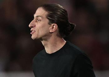 فيليبي لويس يدعم فينيسيوس العنصرية جريمة وهذا موقفي من الأرجنتين