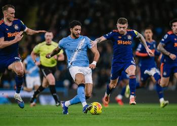 جماهير مانشستر سيتي تهاجم جوارديولا بعد خروج مرموش أمام نيوكاسل أنت مجنون