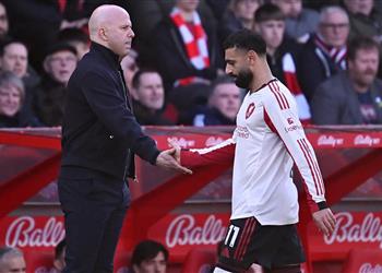 كاراجر لاعب ليفربول أفضل من محمد صلاح وفوزنا على نوتينجهام سرقة