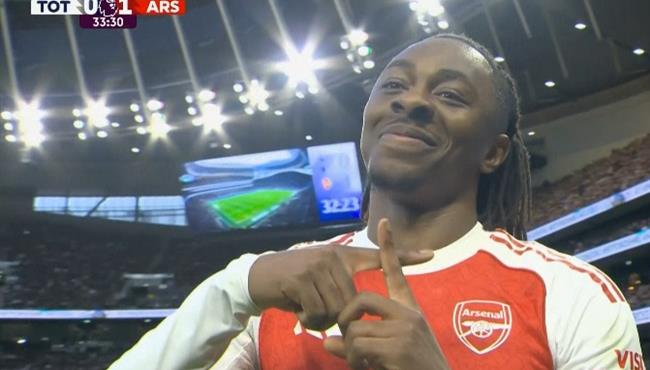 هدف ايزي الاول في مرمي توتنهام بالدوري الانجليزي