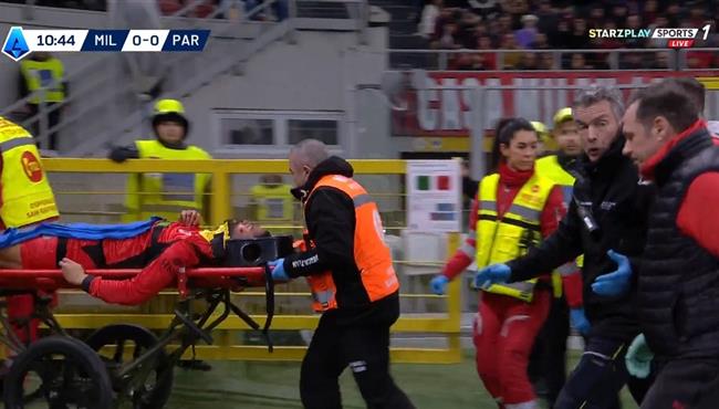 اصابة قوية لـ لوفتوس تشيك في مباراة ميلان وبارما بالدوري الايطالي