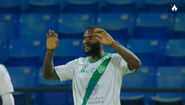 هدف فرانك كيسية في مرمي ضمك في الدوري السعودي