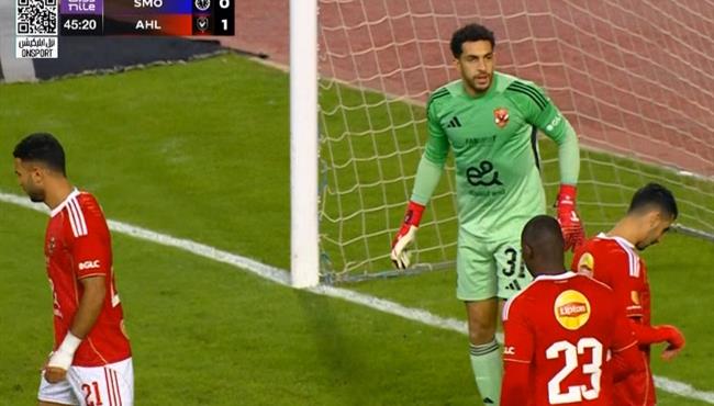 تصدي مصطفي شوبير يحرم سموحة من هدف التعادل امام الاهلي