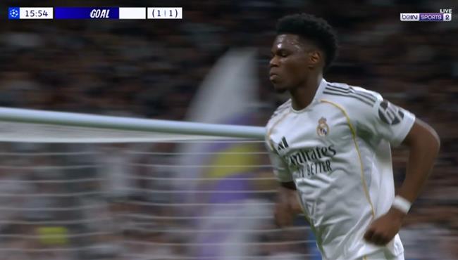 هدف تشواميني في مرمي بنفيكا بدوري ابطال اوروبا