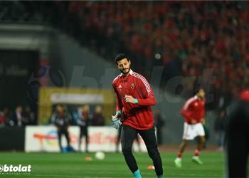 الحضري يوجه نصيحة إلى محمد الشناوي ويؤكد شوبير الأجدر بحراسة مرمى الأهلي