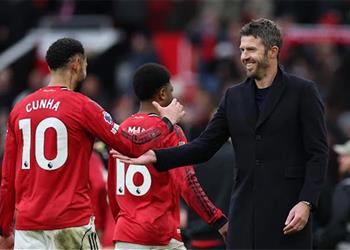 تتوقف على كاريك مانشستر يونايتد يهدد خطط باريس سان جيرمان الموسم المقبل