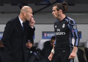 بيل يوضح الفارق بين أنشيلوتي وزيدان وأصعب خصم واجهه مع ريال مدريد