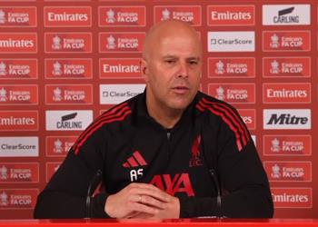 سلوت قلة أهداف محمد صلاح مع ليفربول لا تعود إليه ولا يتفوق علينا سوى برشلونة