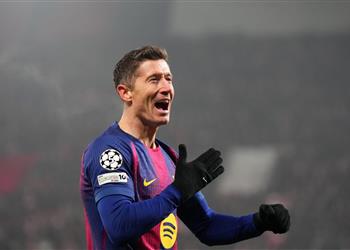 ليفاندوفسكي لا أتلقى انتقادات منصفة مع برشلونة ويحدد موعد حسم مستقبله