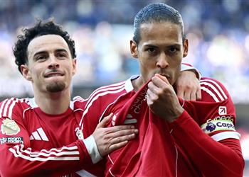 لسبب غريب كورتيس جونز لم أشاهد هدف فان دايك أمام إيفرتون