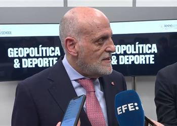 بـ نصيحة إلى ريال مدريد تيباس يرد على تصريحات أربيلوا بشأن التحكيم