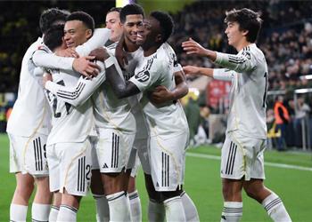 ريال مدريد يسعى للحفاظ على لاعبه أمام أطماع ليفربول ومانشستر يونايتد