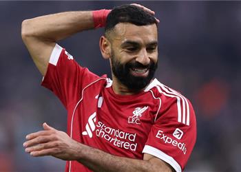 ناد أوروبي يعترف تحدثنا مع وكيل محمد صلاح لضمه في الصيف