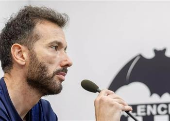 مدرب فالنسيا لم أقنع ديانج بالانضمام لصفوفنا وهذا هو السبب الحقيقي
