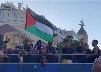 رئيس وزراء إسبانيا عن رفع لامين يامال علم فلسطين فعل شيئا نفخر به