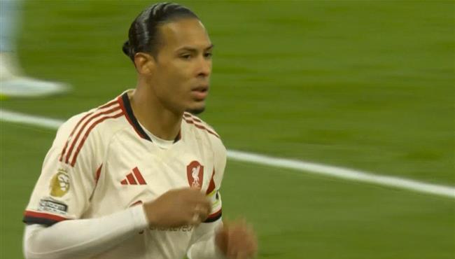 هدف فان دايك الاول في مرمي استون فيلا بالدوري الانجليزي