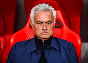 بينهم 3 نجوم مورينيو يخطط لطرد 10 لاعبين من ريال مدريد ويحدد موقفه من عودة باز