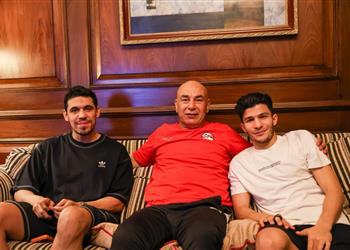 حسام حسن يستقبل محمد حمدي وإسلام عيسى في معسكر منتخب مصر