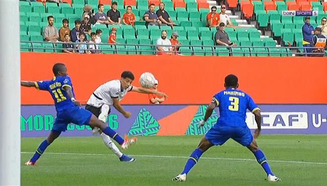 لاعب مصر كاد ان يسجل هدف رائع في مرمي تنزانيا بنصف نهائي كأس امم افريقيا تحت 17 عام