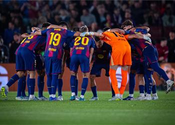 صفقة مفاجئة برشلونة يتحرك لضم لاعب مانشستر سيتي