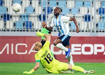 فيديو بيراميدز يسقط في فخ التعادل أمام سيراميكا كليوباترا ويمنح هدية لـ الأهلي في الدوري المصري
