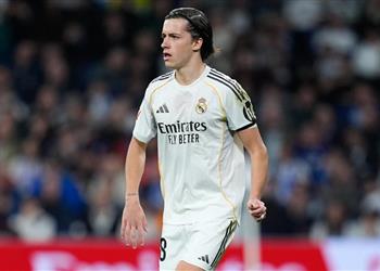 كاريراس يرد على أزمته مع لاعب ريال مدريد وأنباء صفعه