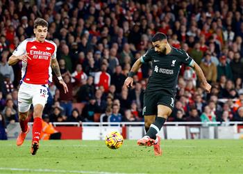 ليفربول يستغل لاعبه لحسم صفقة بديل محمد صلاح