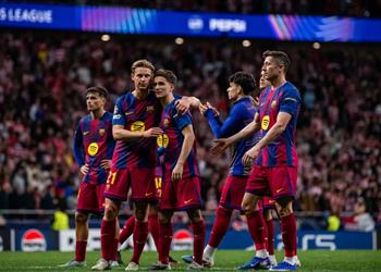 عرض مفاجئ يهدد استمرار لاعب برشلونة مع الفريق