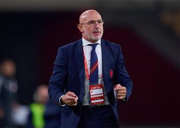 دي لافوينتي يعلن موعد عودة لامين يامال ويرشح ثنائي ا إفريقي ا للفوز بكأس العالم