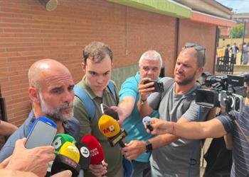 جوارديولا يشيد بصفقة برشلونة المحتملة ويوضح وجهته القادمة
