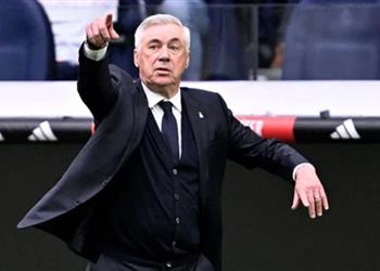 لاعب البرازيل يغادر مباراة مصر مصاب ا