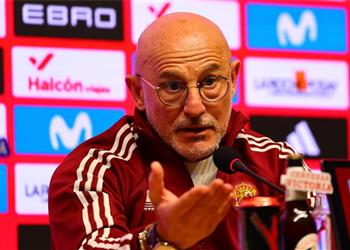 صدام بين ثنائي منتخب إسبانيا خلال التدريبات استعداد ا لمواجهة بيرو ودي ا