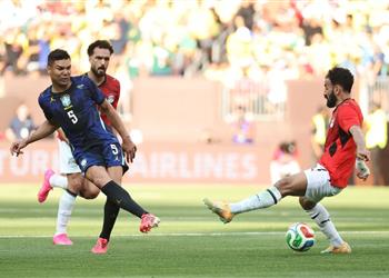 فيديو رد فعل كاسيميرو بعد لومه على هدف تعادل مصر أمام البرازيل