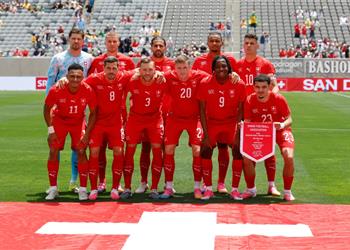 أفاعي سامة تحذيرات لمنتخبي سويسرا والنرويج قبل كأس العالم