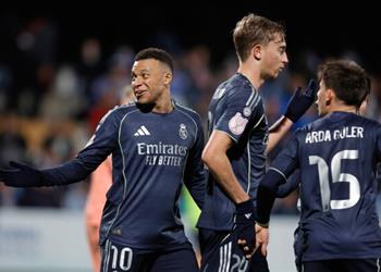 نجم ريال مدريد يلمح لتجديد عقده بعد فوز بيريز